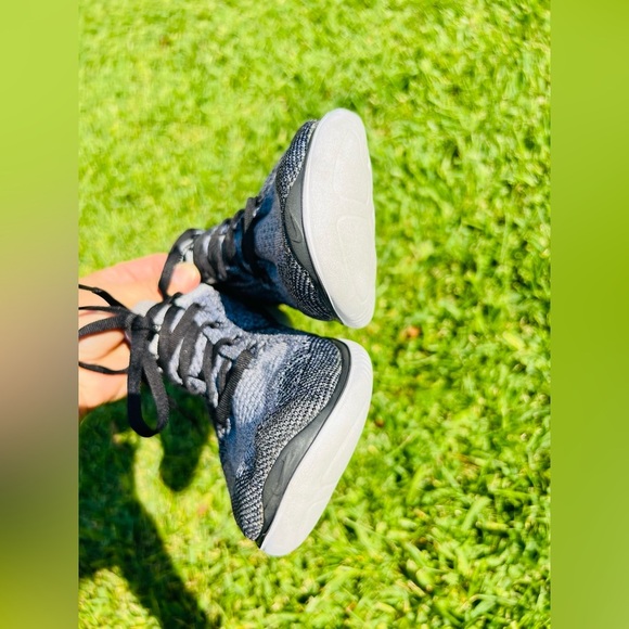 Nike FREE RN FLYKNIT women’s size 7.5 gentle use super clean! - Picture 6 of 11